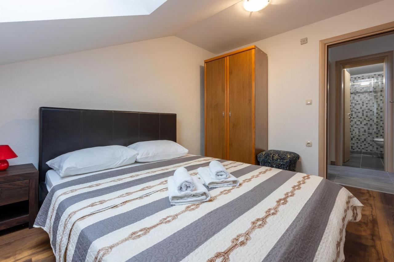 Apartments Mirela Цриквениця Екстер'єр фото
