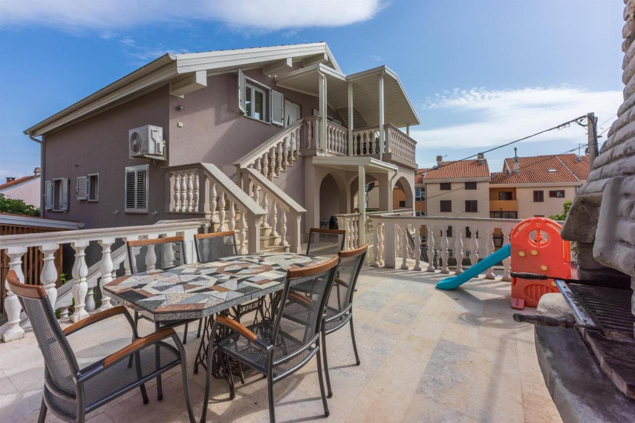 Apartments Mirela Цриквениця Екстер'єр фото