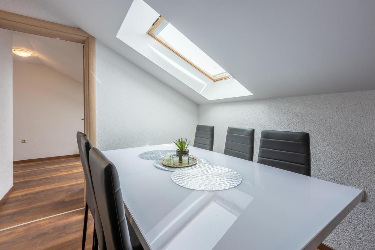 Apartments Mirela Цриквениця Екстер'єр фото