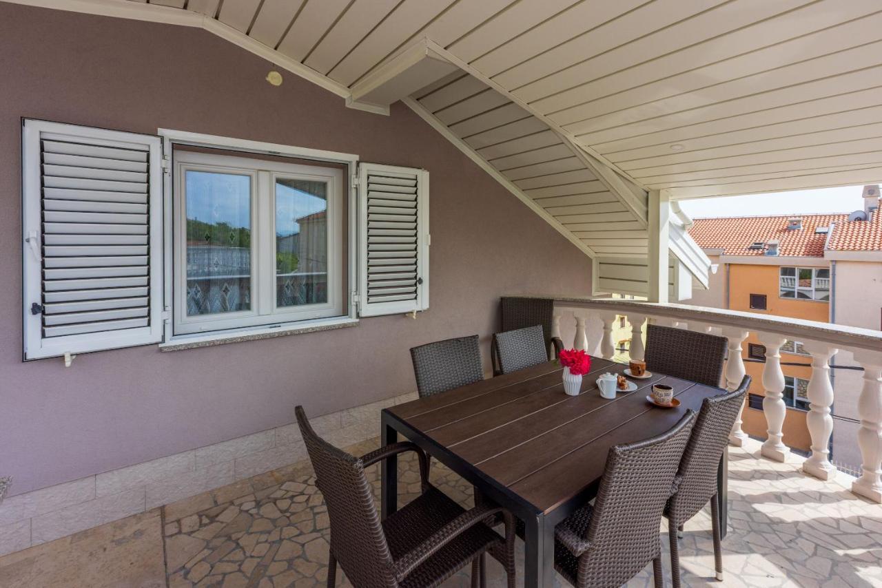Apartments Mirela Цриквениця Екстер'єр фото